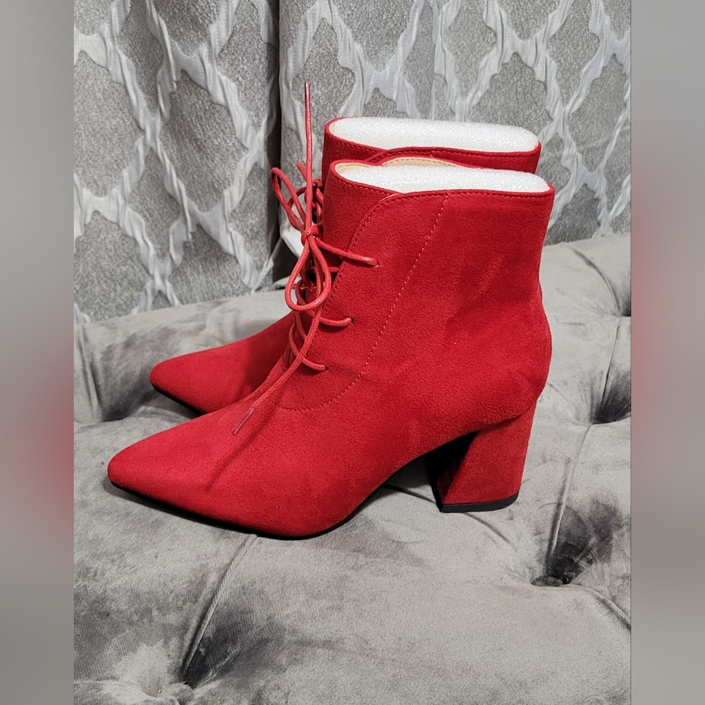 Perphy | Pointed Toe Lace-Up Block Heel Ankle Boots | Faux Suede Size 6